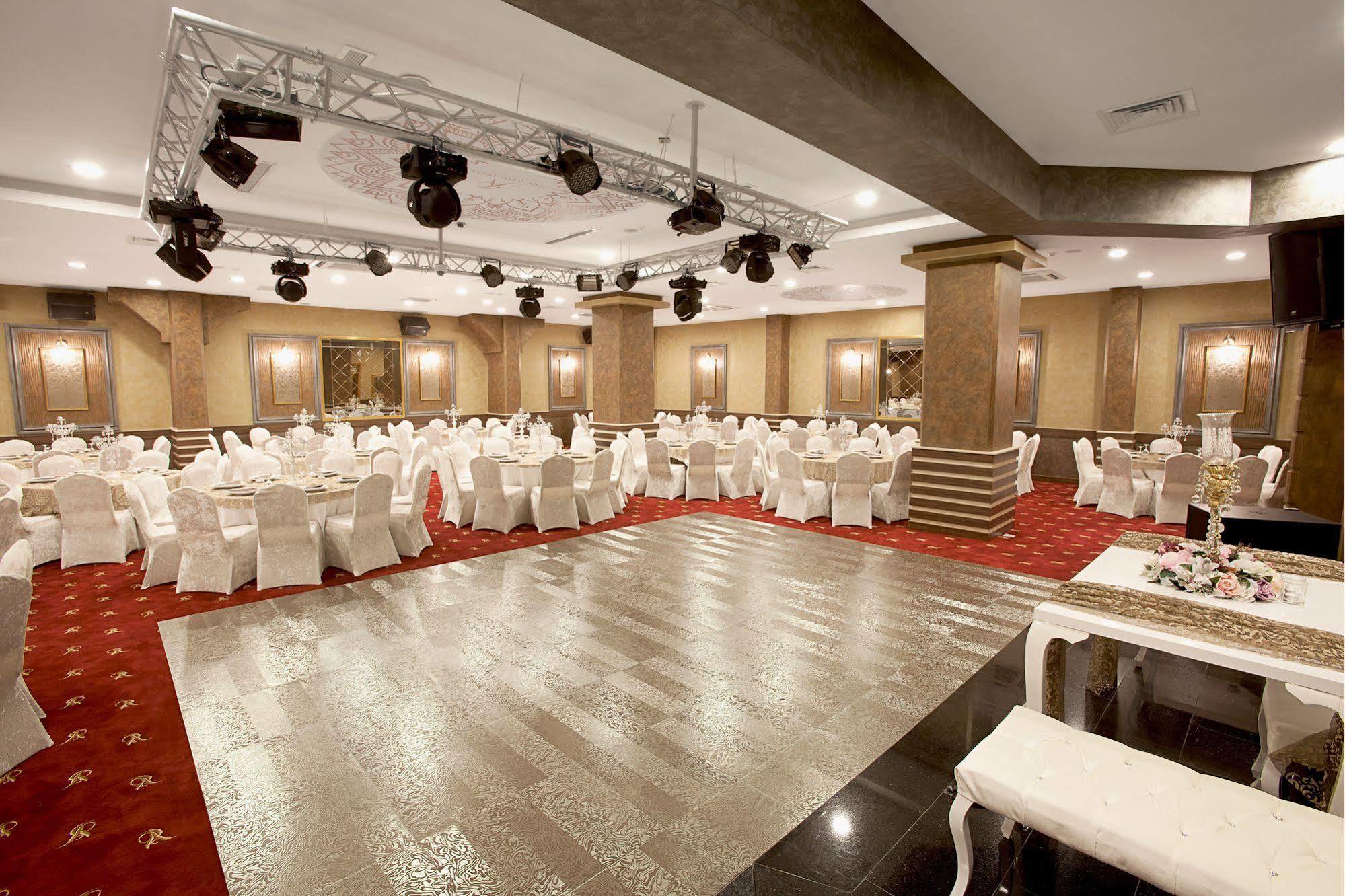 The Rise Aron Business Merter Otel 3*