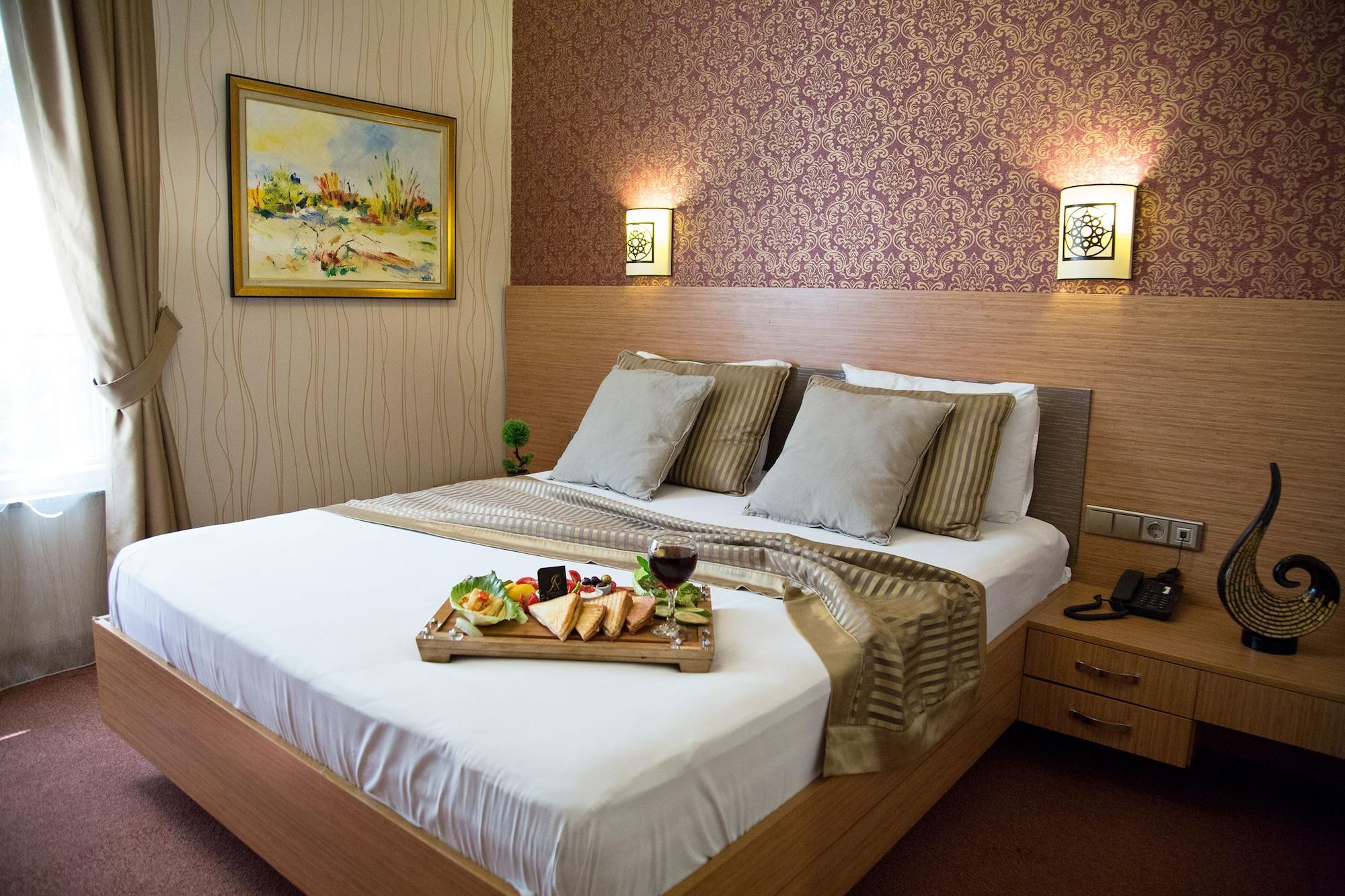 The Rise Aron Business Merter Otel 3*
